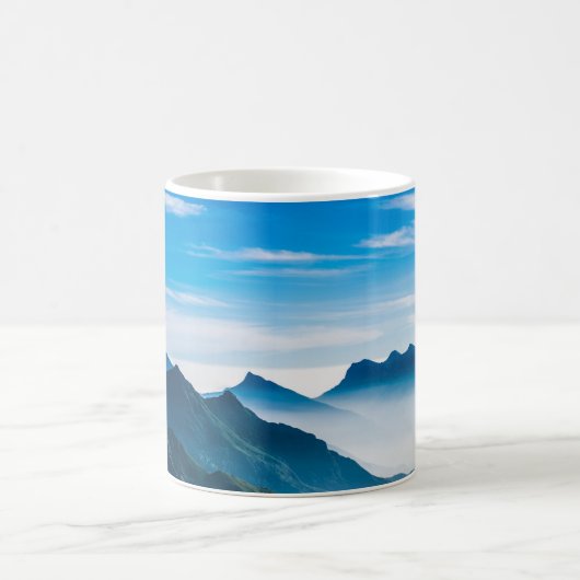 Morning Mountains Nebellandschaft Kaffeetasse (Mittel)