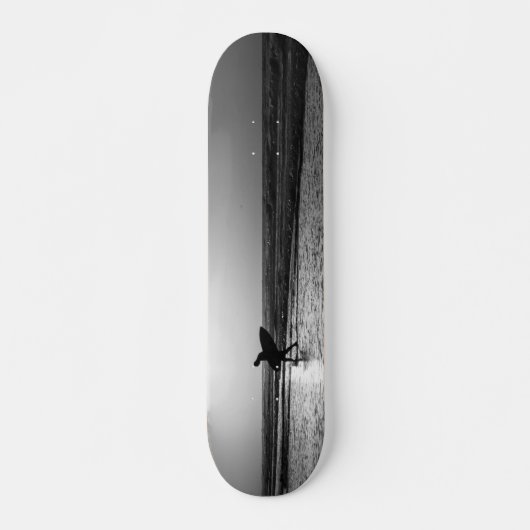 Morning Surfer Grauscale Skateboard (Vorne)