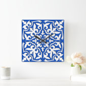 Moroccan tile - cobalt blue and white quadratische wanduhr (Zuhause)