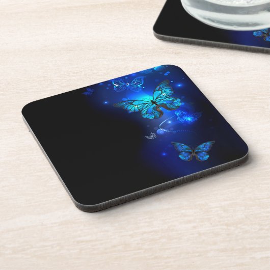 Morpho Butterfly in the Dark Background Getränkeuntersetzer (Linke Seite)