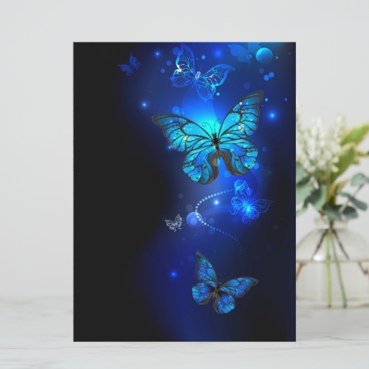 Morpho Butterfly in the Dark Background Karte (Stehend Vorderseite)
