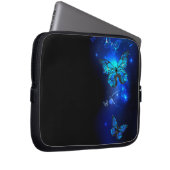 Morpho Butterfly in the Dark Background Laptopschutzhülle (Vorne Rechts)