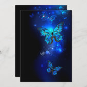 Morpho Butterfly in the Dark Background Menükarte (Vorne/Hinten)