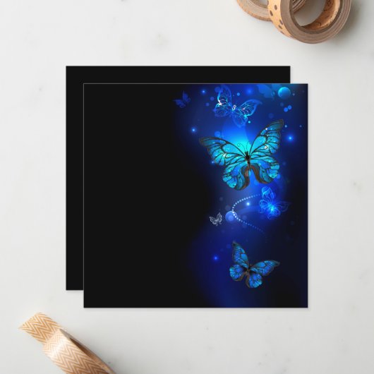Morpho Butterfly in the Dark Background Mitteilungskarte (Vorderseite/Rückseite Beispiel)