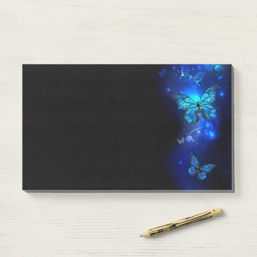 Morpho Butterfly in the Dark Background Post-it Klebezettel (Auf Schreibtisch)