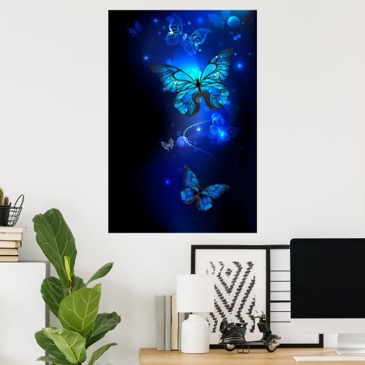 Morpho Butterfly in the Dark Background Poster (Heimbüro)