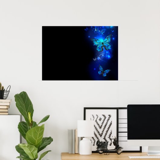 Morpho Butterfly in the Dark Background Poster (Heimbüro)