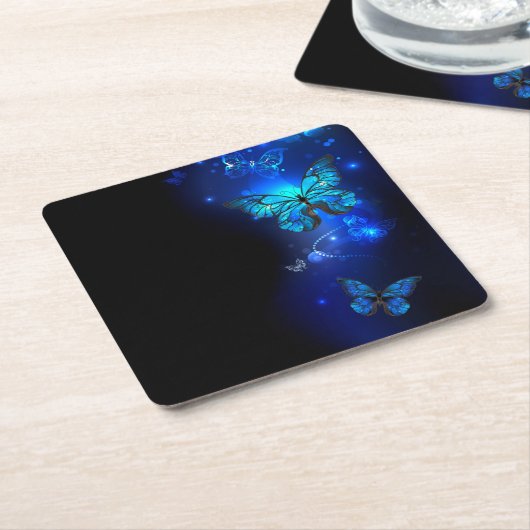 Morpho Butterfly in the Dark Background Rechteckiger Pappuntersetzer (angewinkelt)