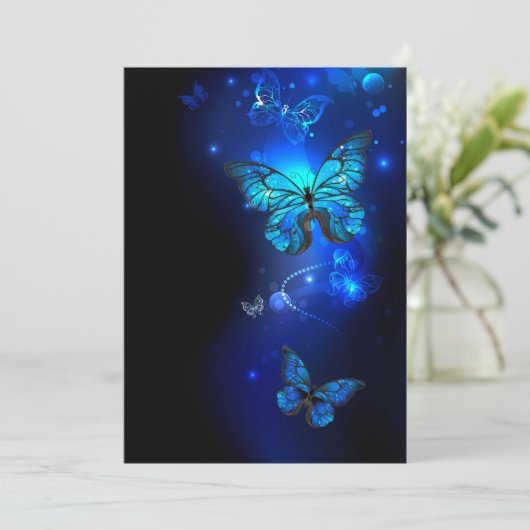Morpho Butterfly in the Dark Background Save The Date (Stehend Vorderseite)