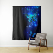 Morpho Butterfly in the Dark Background Wandteppich (Beispiel)