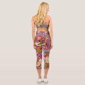Morris Red Background Strawberry Diief Pattern Capri Leggings (Rückseite)