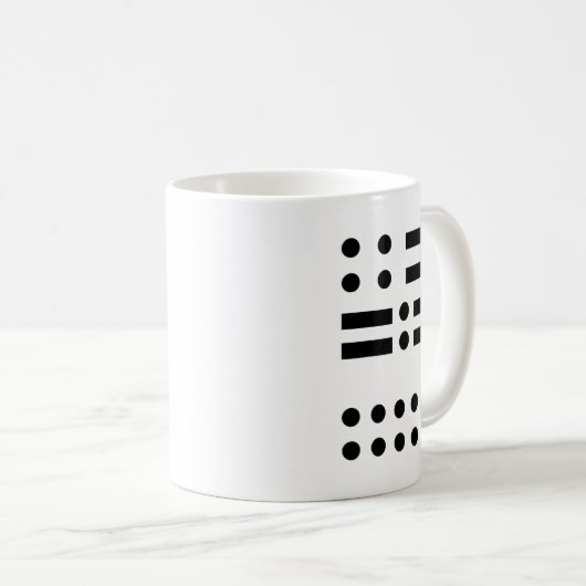 Morse Code gegen Trump 45 Feminist Resist Verrat Kaffeetasse (VorderseiteRechts)