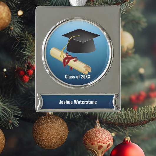 Mortarboard und Diploma Abschluss Banner-Ornament Silber
