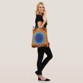 Mosaic Mandala Blume Orange und Blue Tasche (Am Model)