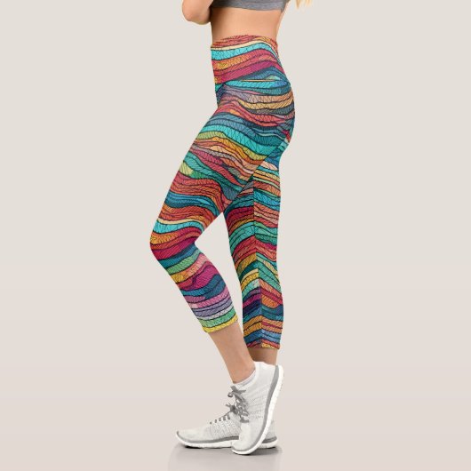 Mosaic Tide Capri Leggings (Links)