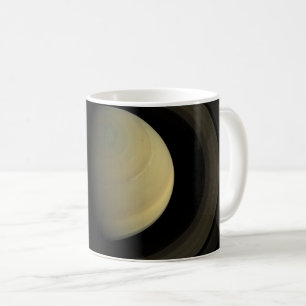 Mosaik des Planeten Saturn und seiner wichtigsten  Kaffeetasse