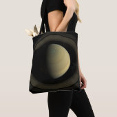 Mosaik des Planeten Saturn und seiner wichtigsten  Tasche (Von Nahem)