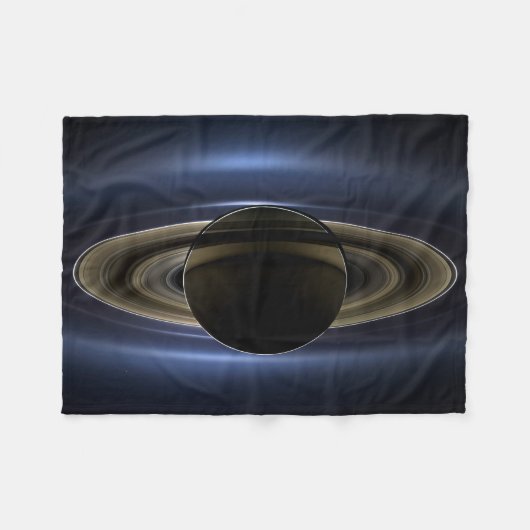 Mosaik des Saturn-Systems, das von der Sonne zurüc Fleecedecke (Vorderseite (Horizontal))