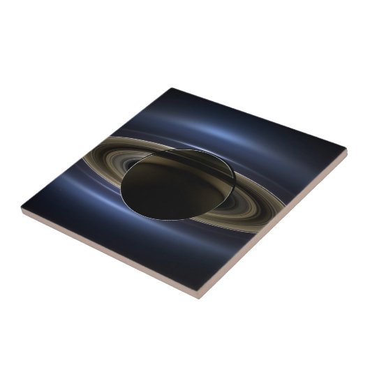 Mosaik des Saturn-Systems, das von der Sonne zurüc Fliese (Seite)