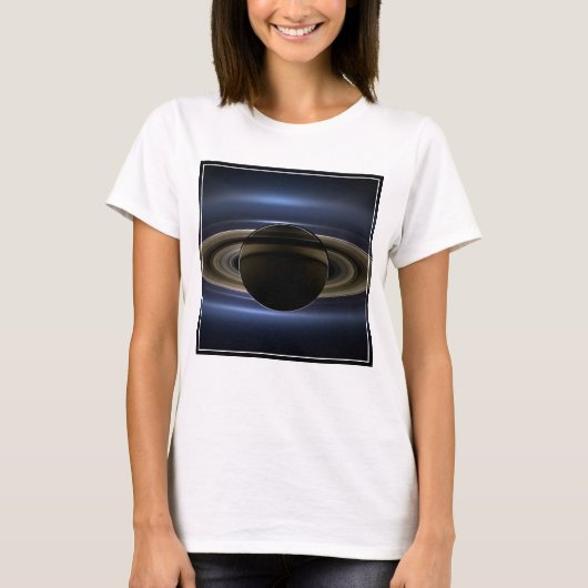 Mosaik des Saturn-Systems, das von der Sonne zurüc T-Shirt (Vorderseite)