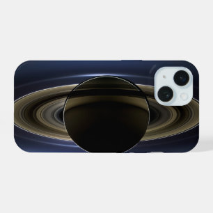 Mosaik des Saturnsystems von der Sonne hinterleuch iPhone 15 Hülle