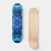 Mosaik Kaleidoskop Blume Blau und Lila Skateboard (Vorderseite)
