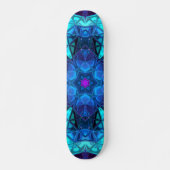 Mosaik Kaleidoskop Blume Blau und Lila Skateboard (Vorne)