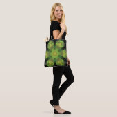 Mosaik Mandala Blume Gelb und Schwarz Tasche (Am Model)