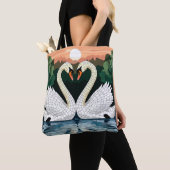 Mosaik-Schwanpaar bildet Herzform Tasche (Von Nahem)
