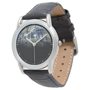 Mosaikbild des Planeten Erde mit 3 Hurrikanen Armbanduhr