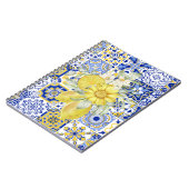 Mosaikblüten in Blau und Gelb Notizblock (Linke Seite)