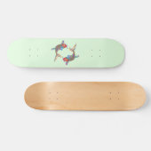 Mosaikfisch auf Grün Skateboard (Horizontal)