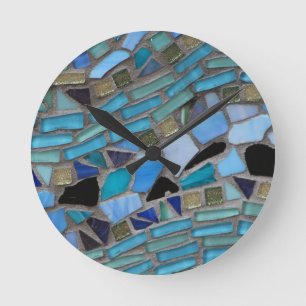 Mosaikfliesen aus blau und grün runde wanduhr