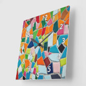 Mosaikmauer mit weißer Grenze Quadratische Wanduhr (Winkel)