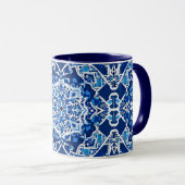 Mosaikmuster in Indigo und Cobalt Blue Tasse (VorderseiteRechts)