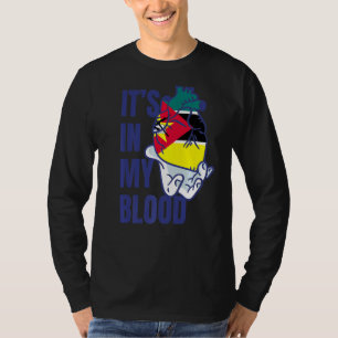 Mosambik Flag Herzblutgefäße Hand Schwarze Geschic T-Shirt