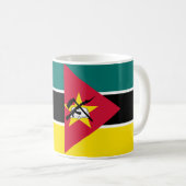Mosambik Flag-Tasse Kaffeetasse (VorderseiteRechts)