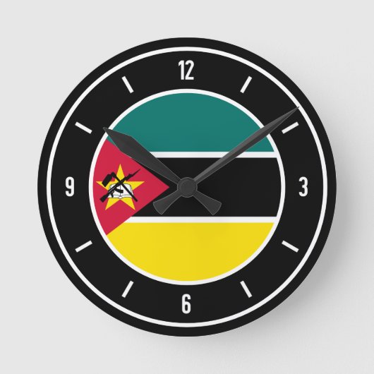 Mosambik-Flaggenelegante Runde Wanduhr (Vorderseite)
