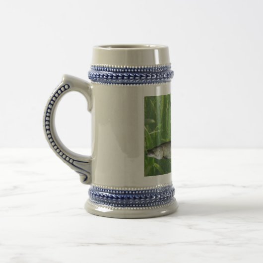 Moschusartiges Bier Stein Bierglas (Links)
