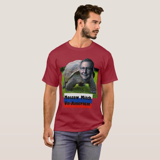 Moskau Mitch ist unamerikanisch, Schildkröte, Flag T-Shirt (Vorne ganz)