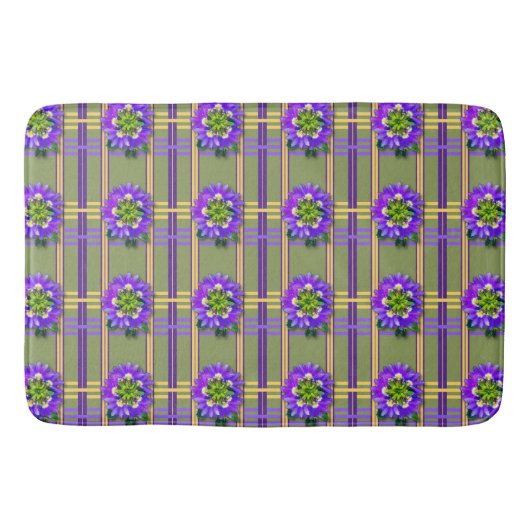 Moss Green with Purple Flowers Bath Mat Badematte (Vorderseite)