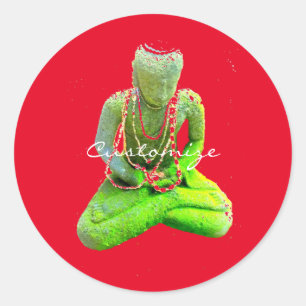 Mossy Green Buddha meditiert Thunder_Cove Runder Aufkleber