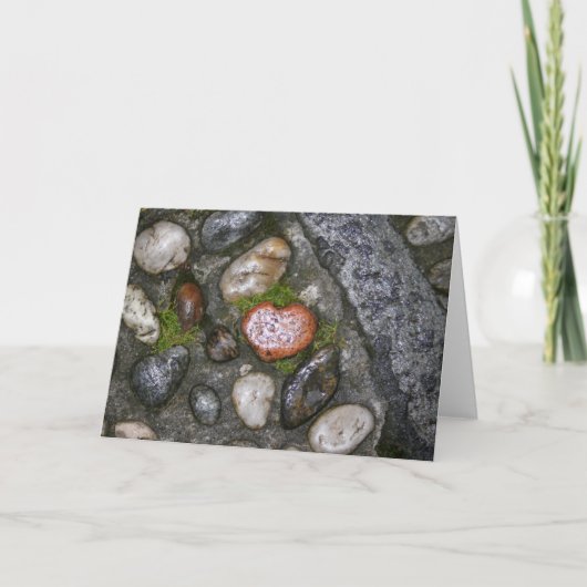 Mossy Heart Pebble Feiertagskarte (Vorderseite)