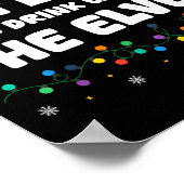 Most Likely To Drink With The Elves Christmas Humo Poster (Ecke)