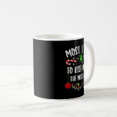 Most Likely To Kiss Under Mistletoe Funny Family C Kaffeetasse (VorderseiteRechts)