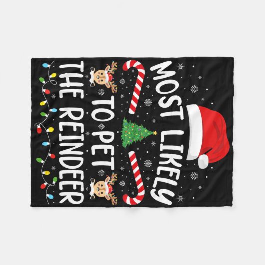 Most Likely To Pet The Reindeer Squad Family Joke Fleecedecke (Vorderseite (Horizontal))