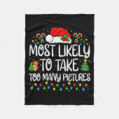 Most Likely To Take Too Many Ctures Family Christm Fleecedecke (Vorderseite)