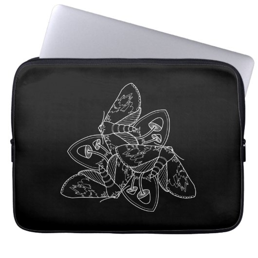 Moth and Mushroom Laptop Sleeve (Vorderseite)