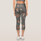 Moth Cotattcore-Muster Capri Leggings (Rückseite)