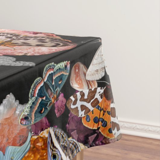 Moth Cotillion | Goblincore Witchy Tablecloth Tischdecke (Beispiel)